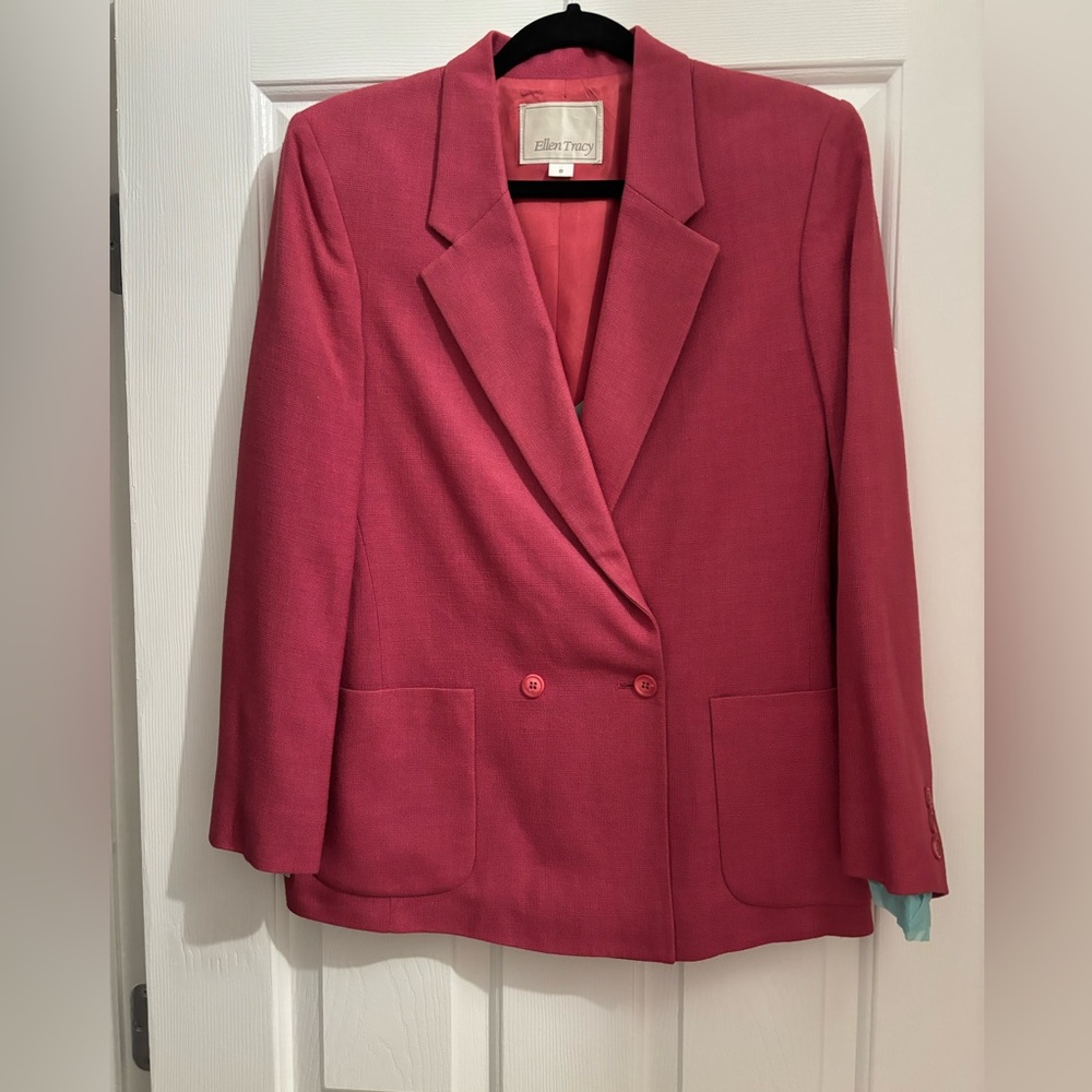 Freshly dry-cleaned vintage Ellen Tracy blazer - 8 - ready to wear!